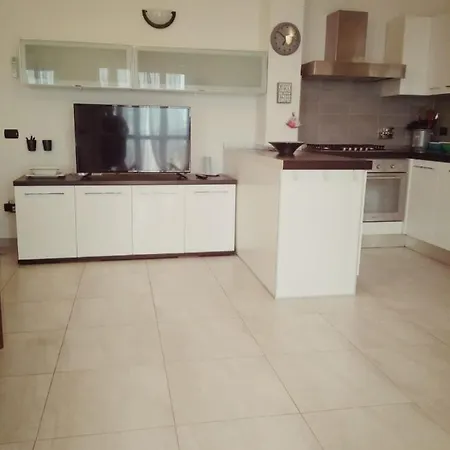 Apartment Paradiso